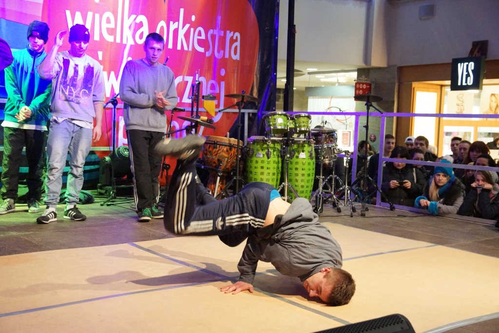 WOŚP: Wielkie granie w Galerii Piastów cz1