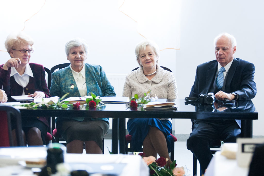 Emeryci wybrali szefową. Trzecia kadencja Ostolskiej