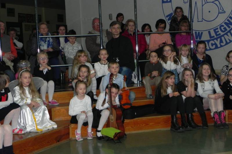  Szkolny przegląd kolęd granych i śpiewanych