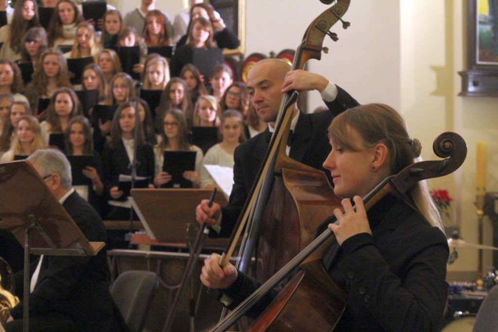 Kolędy i pastorałki na chóry i orkiestrę