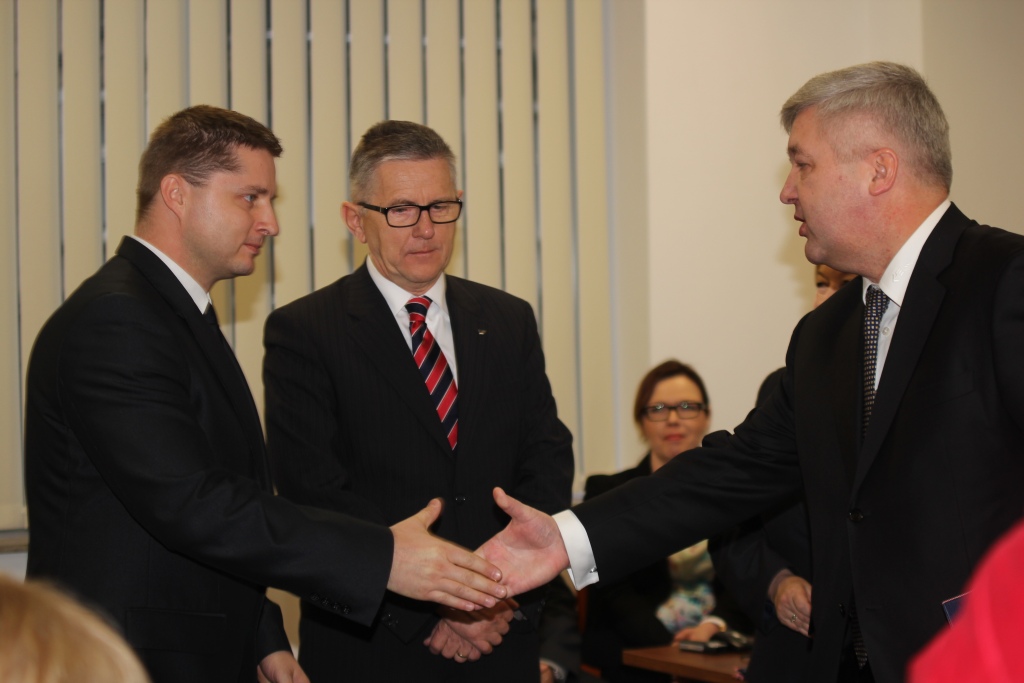 Nowe zezwolenia dla firm działajacych w LSSE