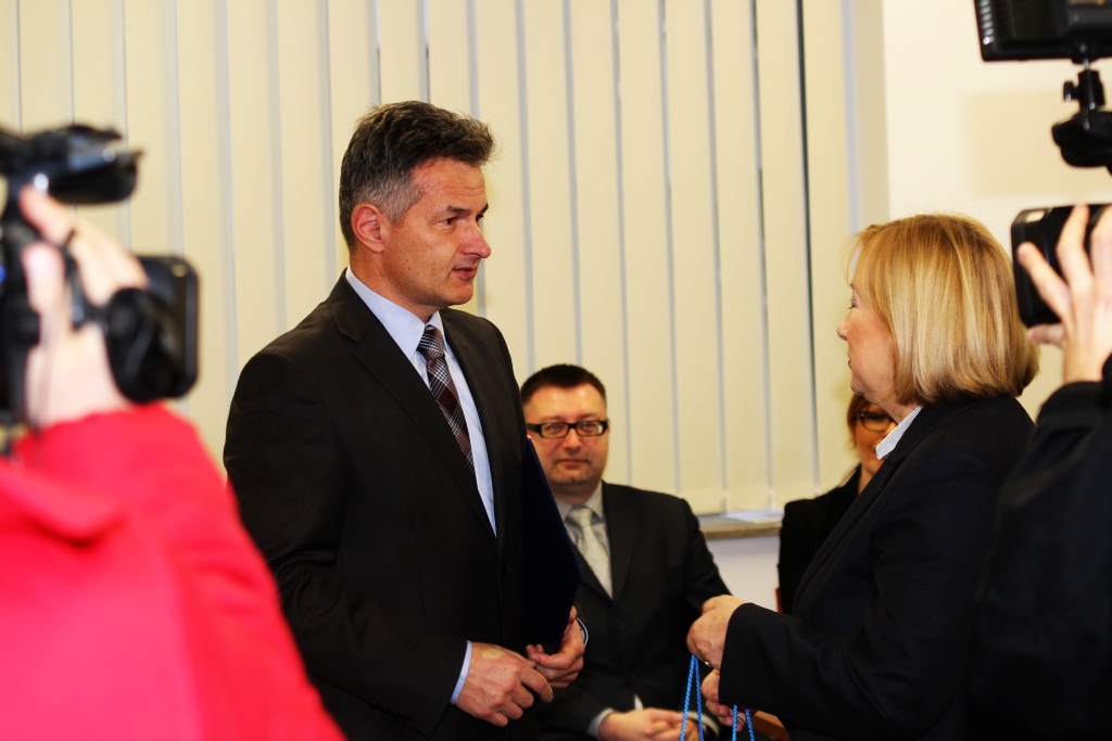Nowe zezwolenia dla firm działajacych w LSSE