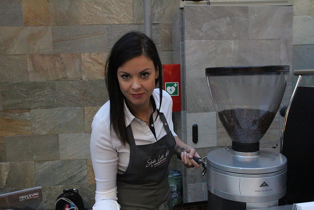 Mistrzowie Polski Latte Art serwowali legniczanom kawę