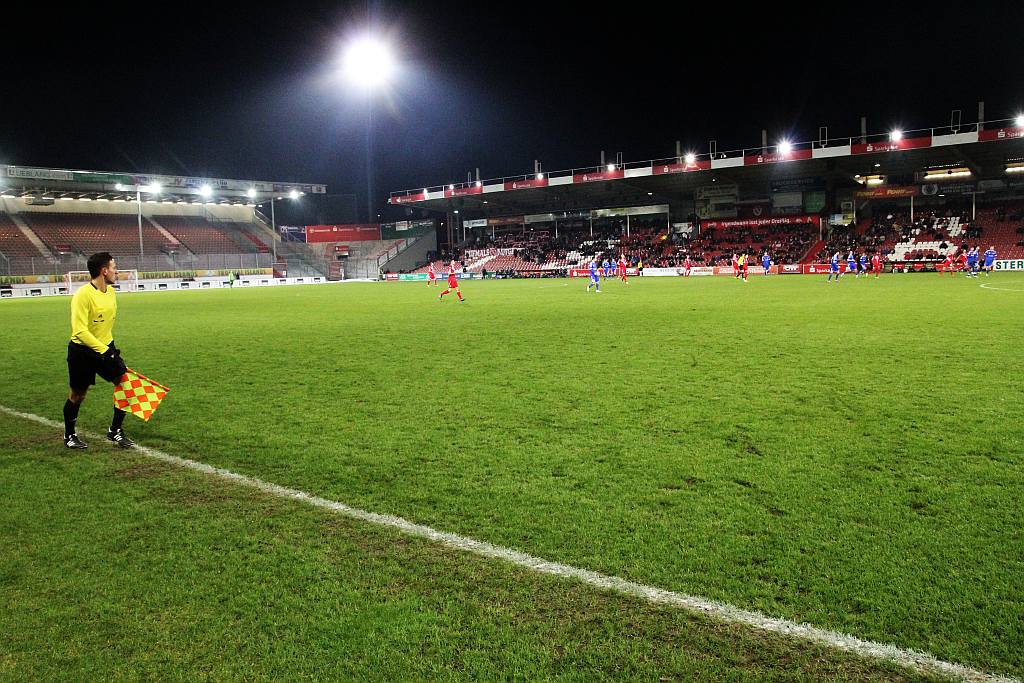 Miedź bez energii. Porażka w Cottbus!