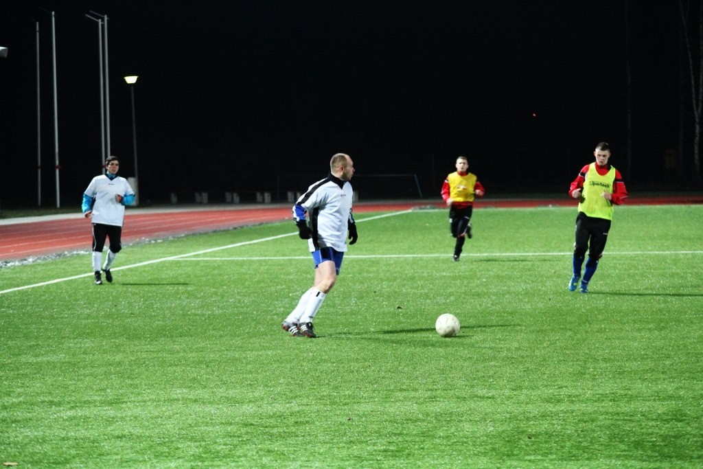 Sparing: Dąb - Czarni 3:6