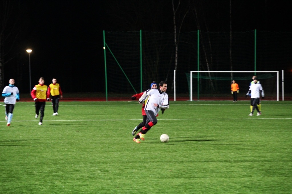 Sparing: Dąb - Czarni 3:6