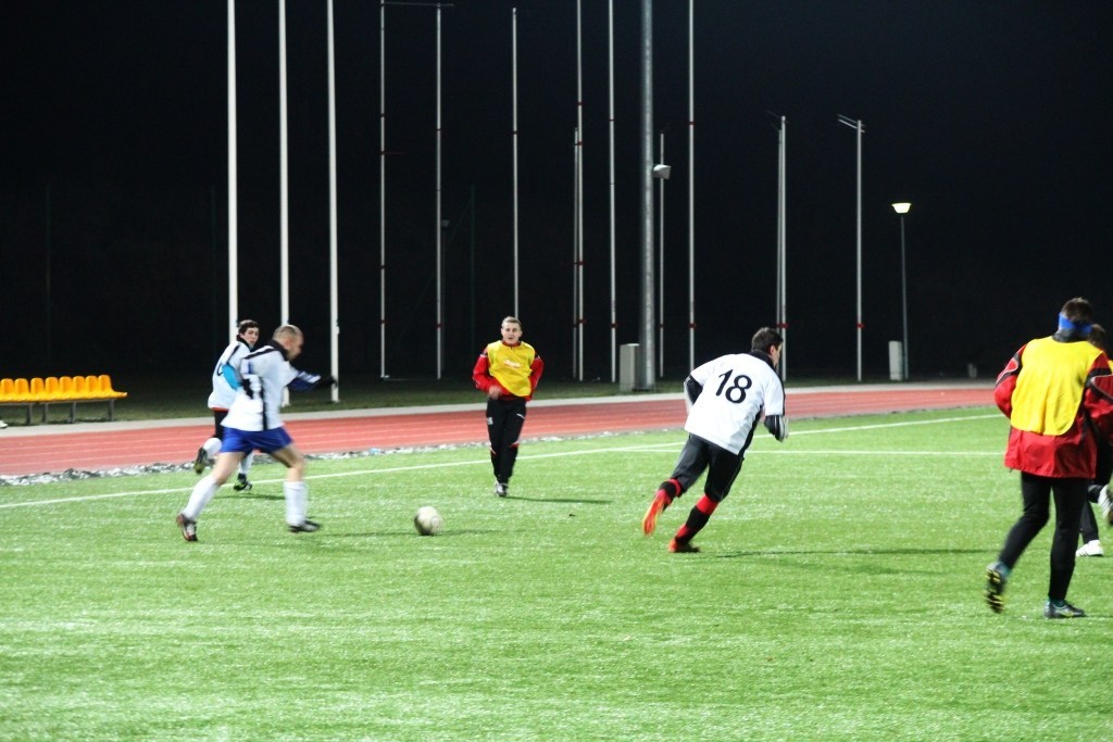 Sparing: Dąb - Czarni 3:6