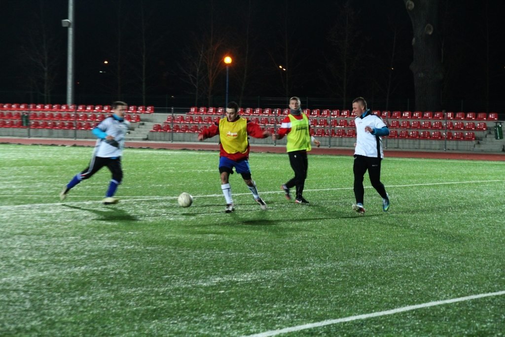 Sparing: Dąb - Czarni 3:6