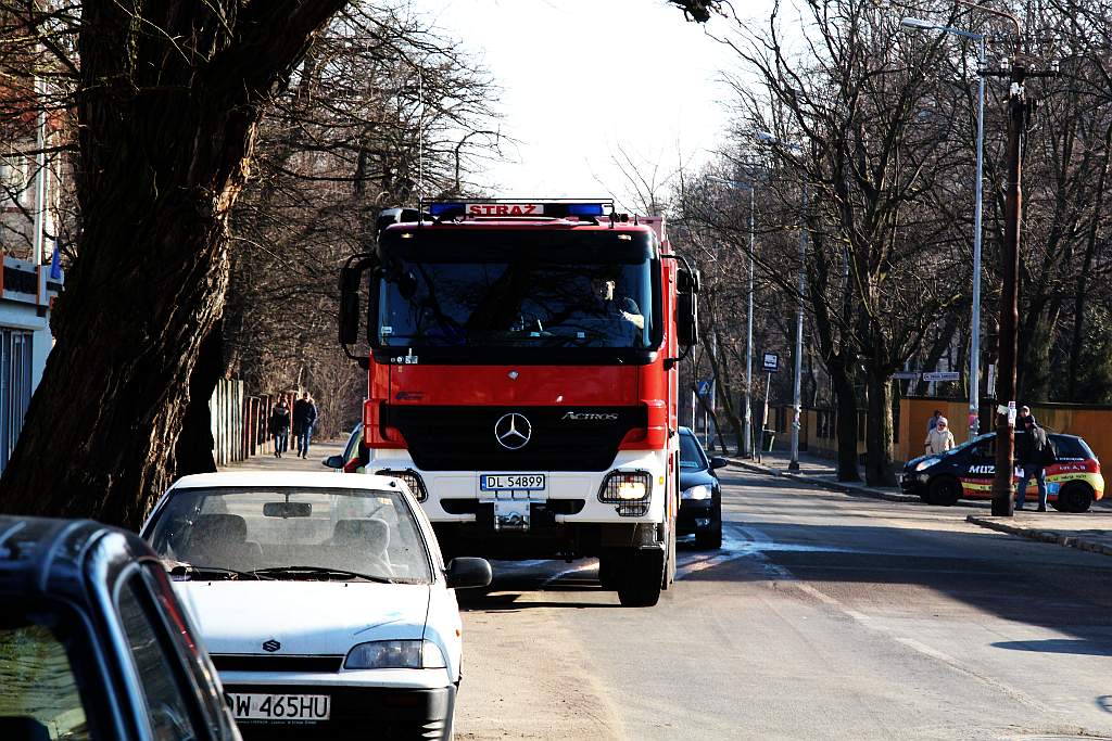 Pożar dachu budynku przy ulicy Lotniczej