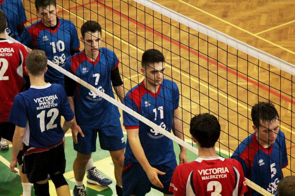 Kadeci Ikara ograli Juventur Wałbrzych