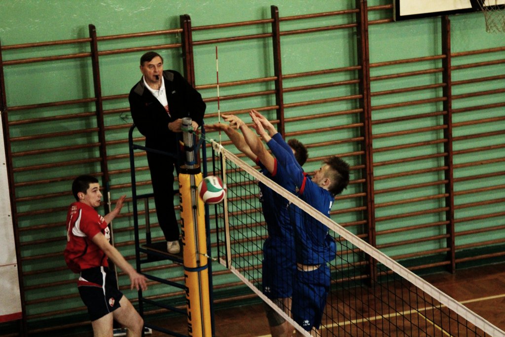 Kadeci Ikara ograli Juventur Wałbrzych