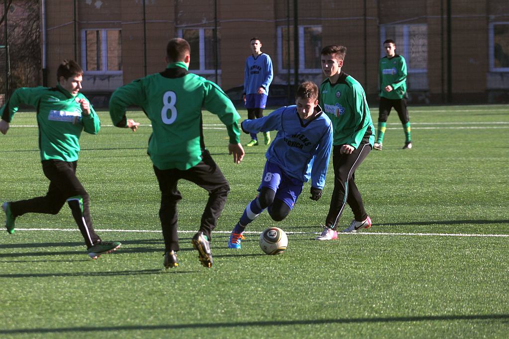 Sparing juniorzy: Konfeks - Górnik 3:2