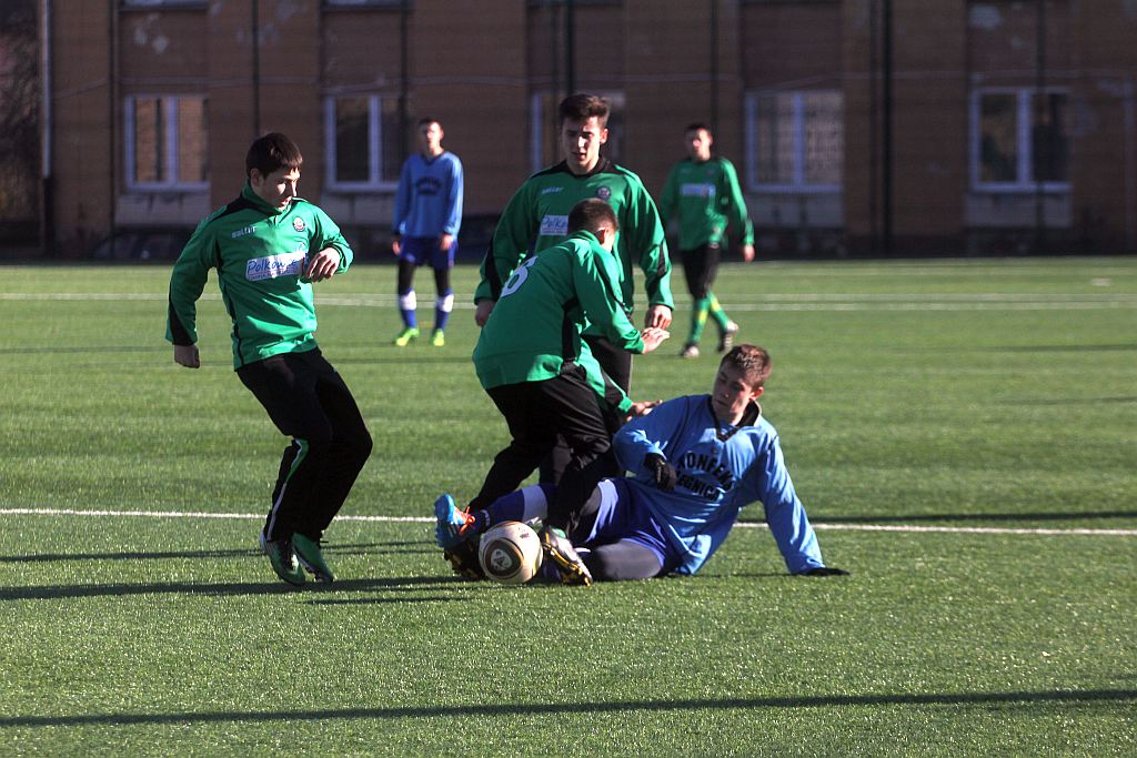 Sparing juniorzy: Konfeks - Górnik 3:2