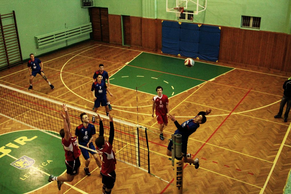 Kadeci Ikara ograli Juventur Wałbrzych