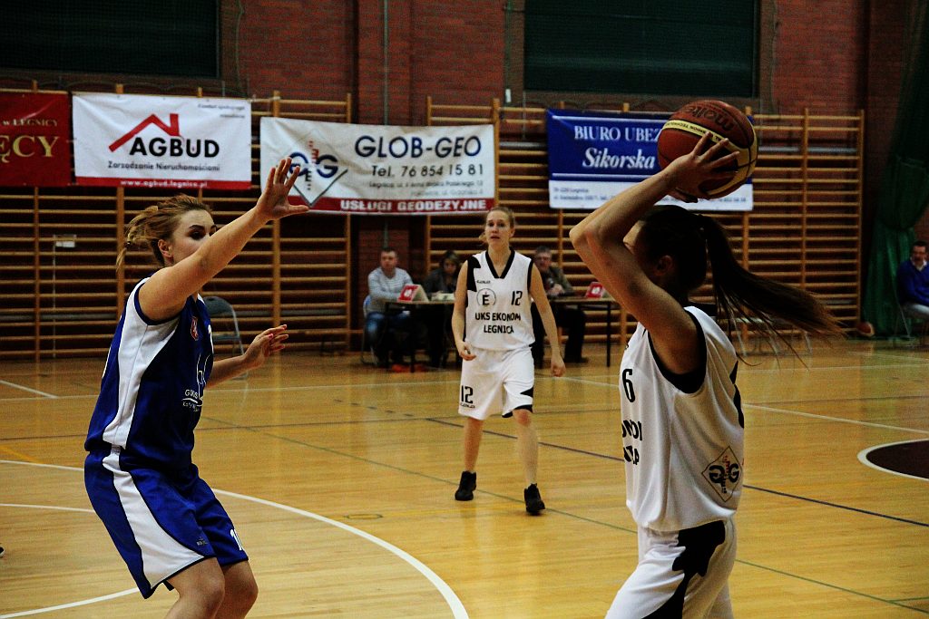 Koszykówka: Ekonom - Maximus 72:53