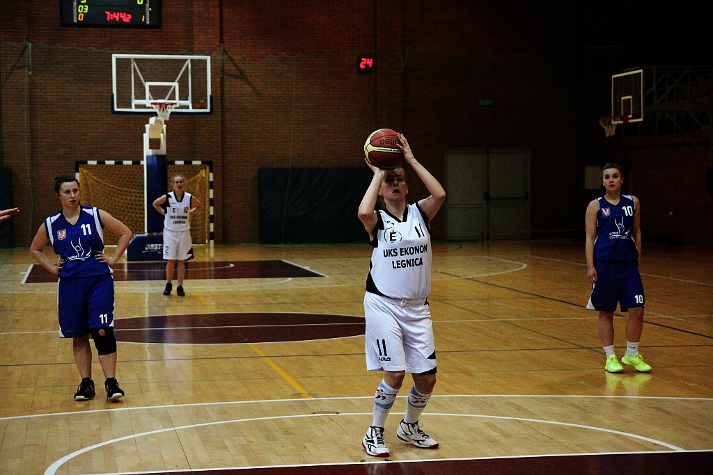 Koszykówka: Ekonom - Maximus 72:53