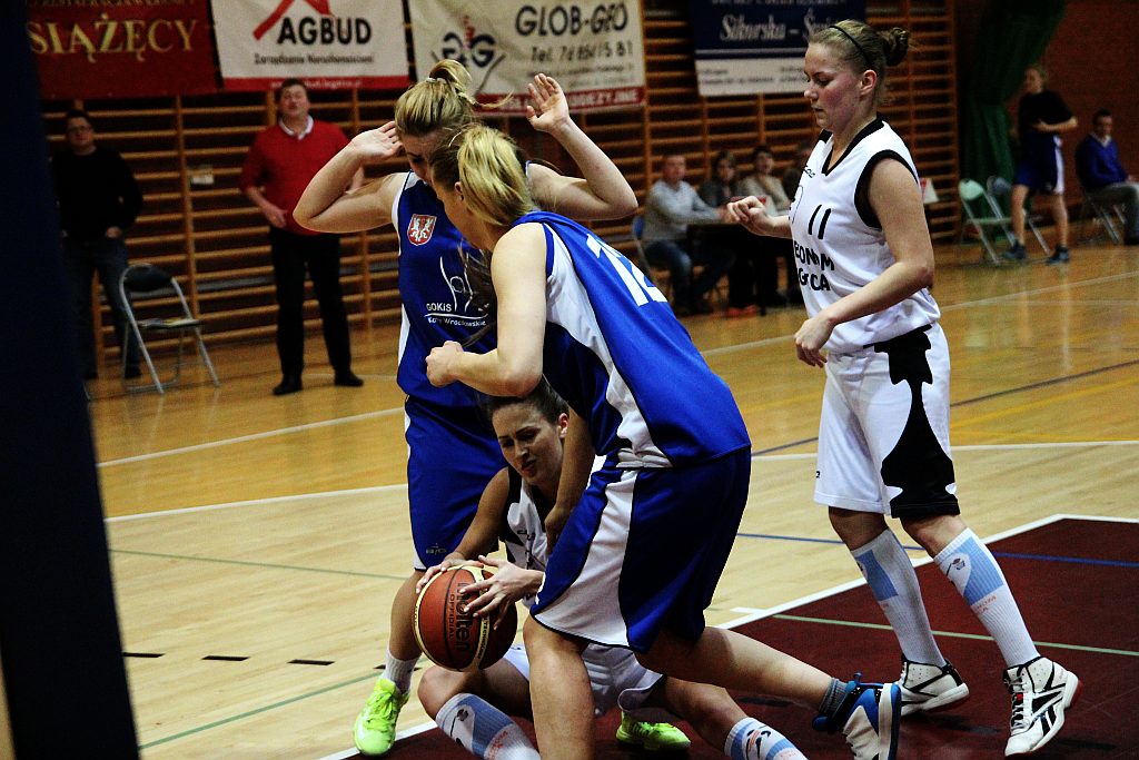 Koszykówka: Ekonom - Maximus 72:53