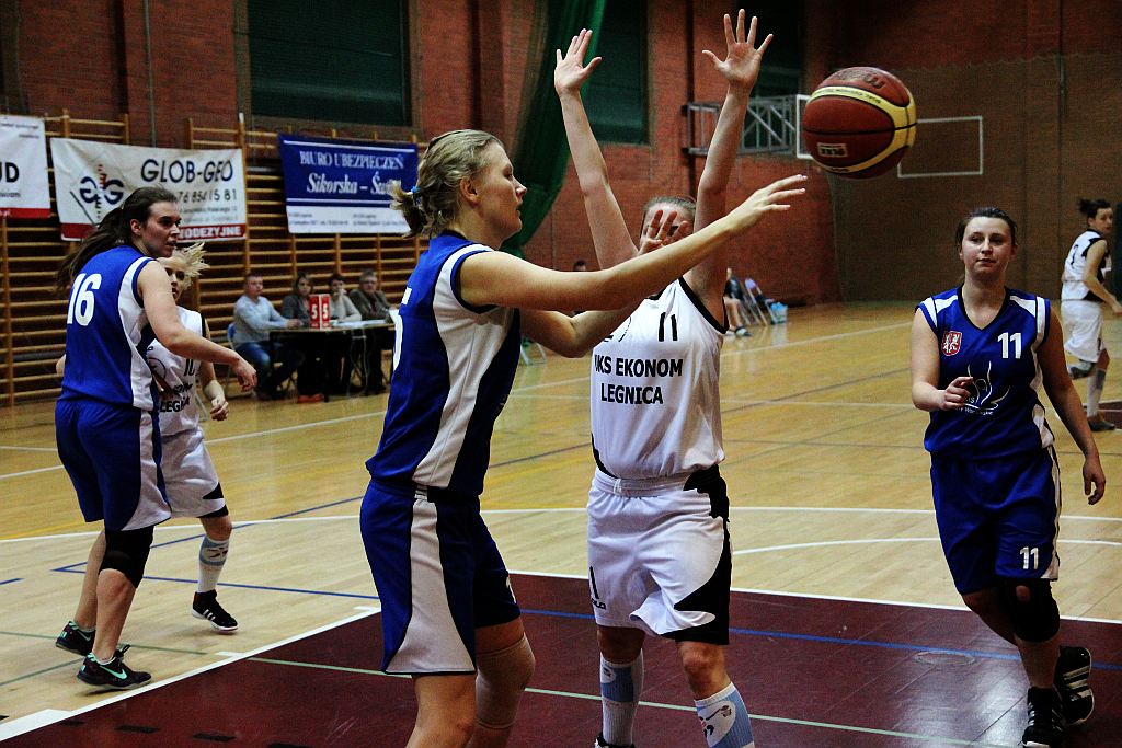 Koszykówka: Ekonom - Maximus 72:53