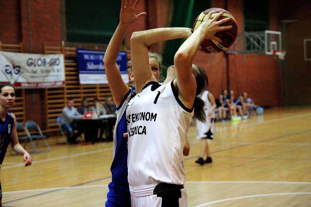 Koszykówka: Ekonom - Maximus 72:53