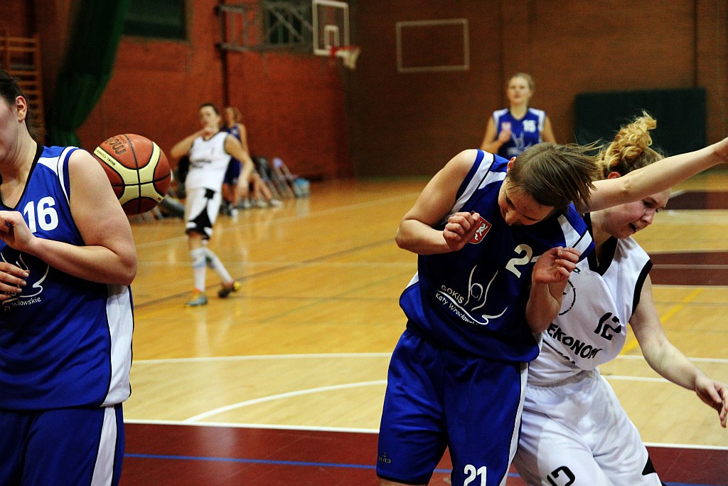 Koszykówka: Ekonom - Maximus 72:53