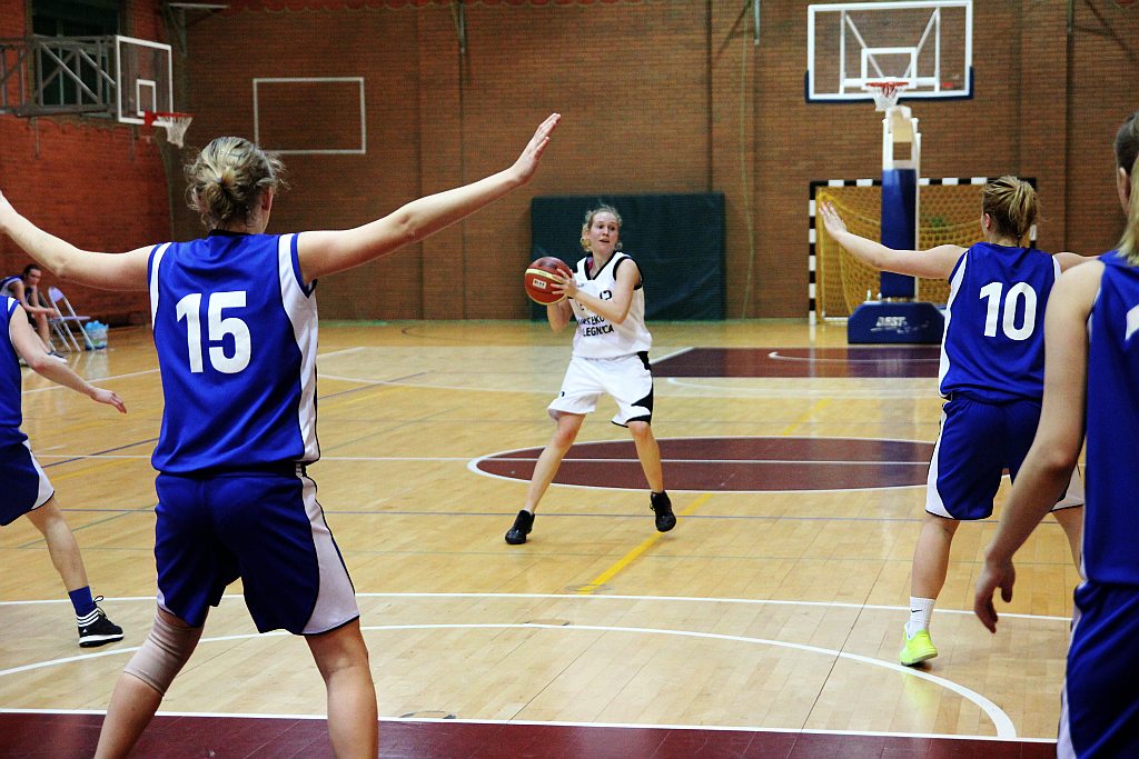 Koszykówka: Ekonom - Maximus 72:53