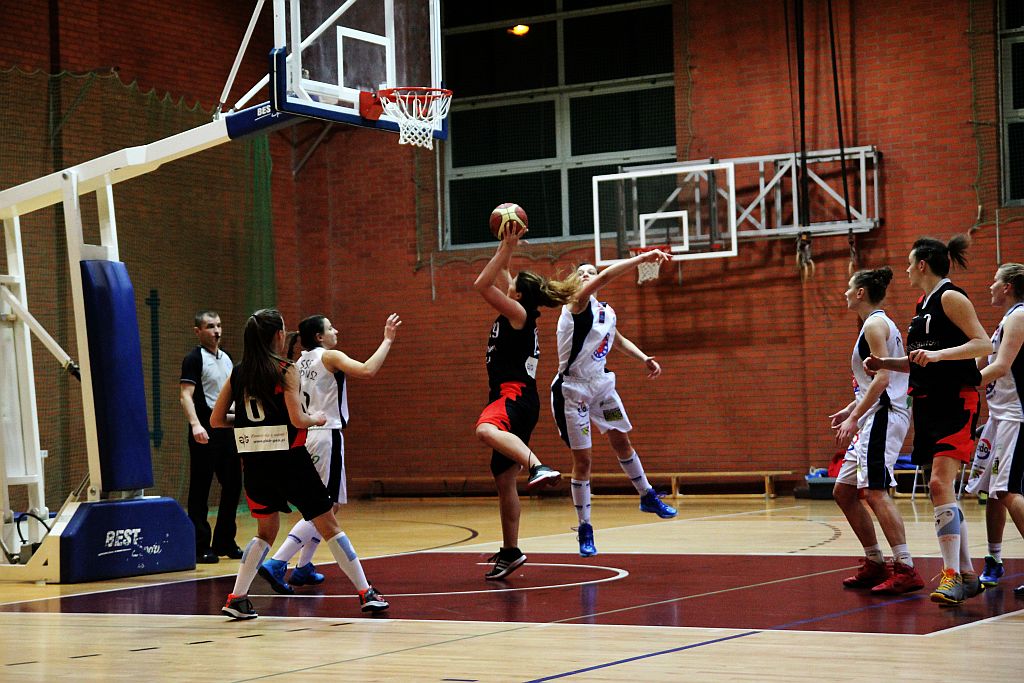 Ekonom Legnica - AZS PWSZ II Gorzów Wlkp. 49:101