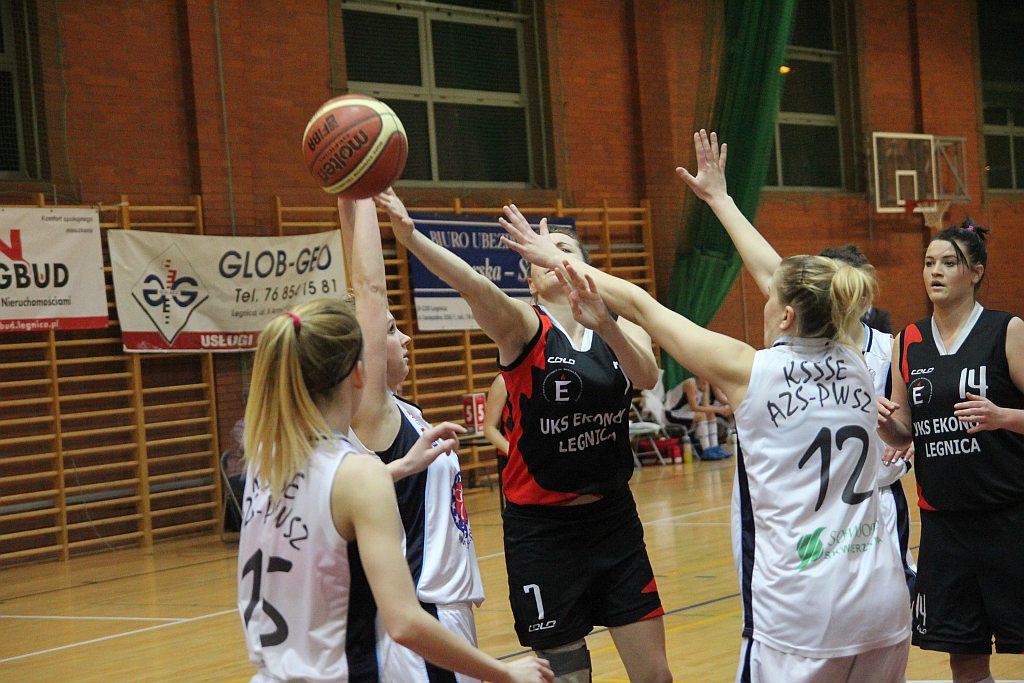 Ekonom Legnica - AZS PWSZ II Gorzów Wlkp. 49:101