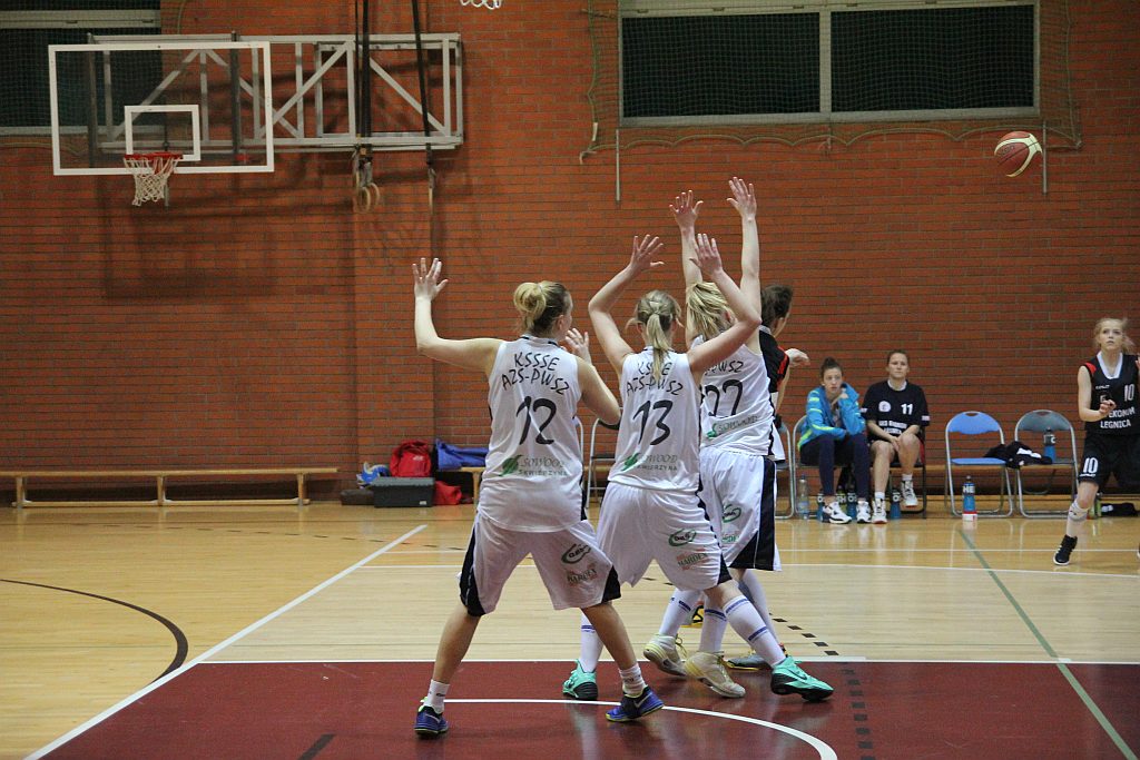 Ekonom Legnica - AZS PWSZ II Gorzów Wlkp. 49:101