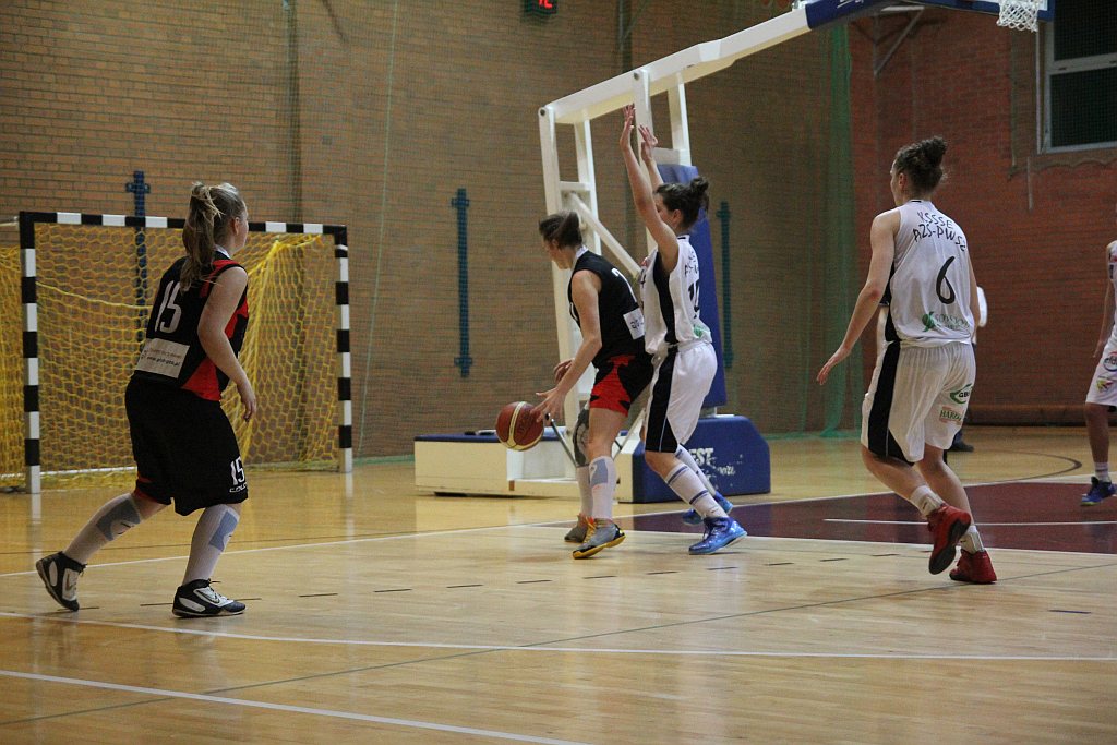 Ekonom Legnica - AZS PWSZ II Gorzów Wlkp. 49:101