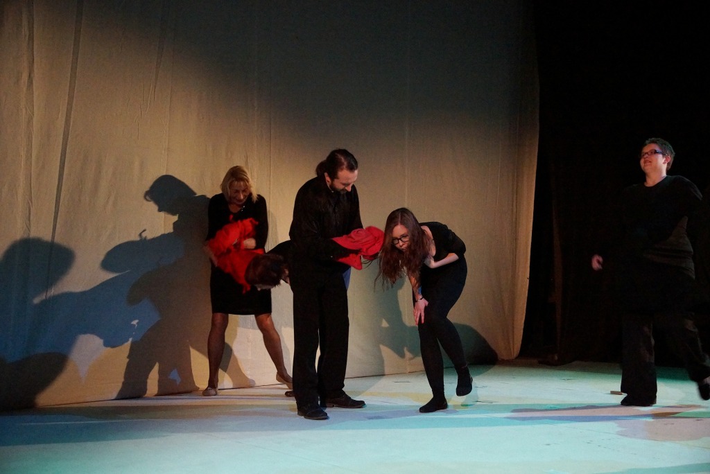 Nieskończoność Grupy Teatralnej „Bagażnik”