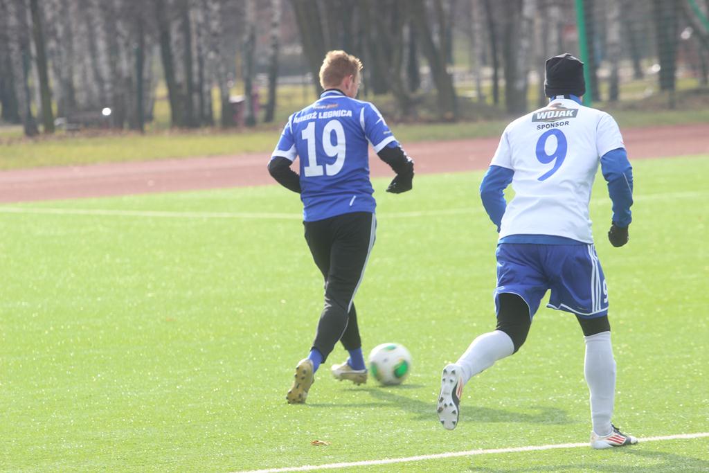 Miedź lepsza do Górnika. Piękny gol Kiełpińskiego
