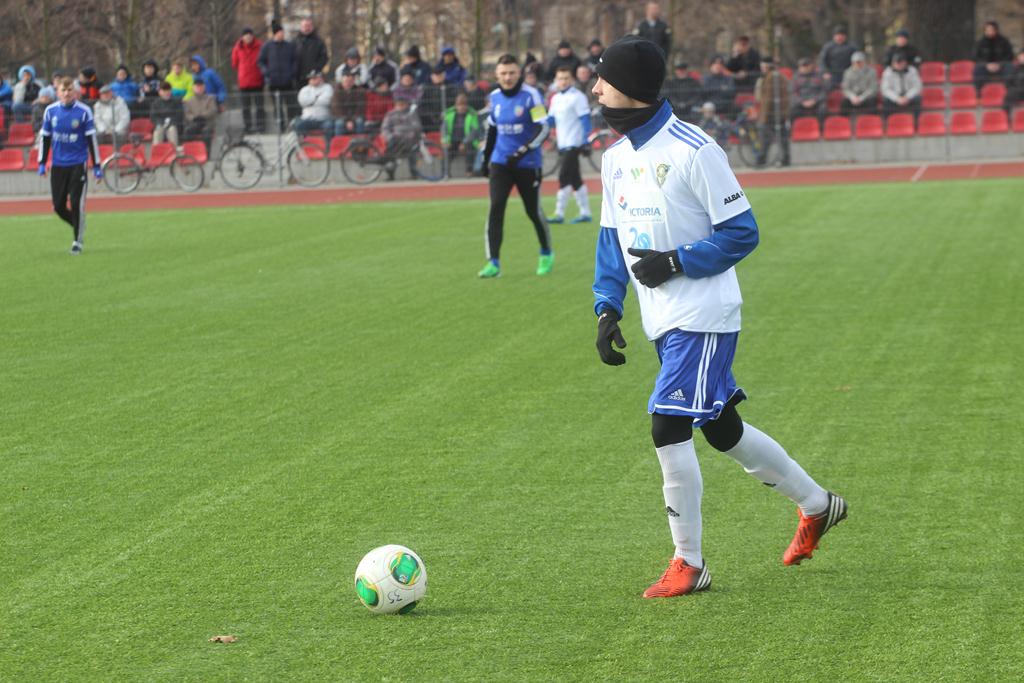 Miedź lepsza do Górnika. Piękny gol Kiełpińskiego
