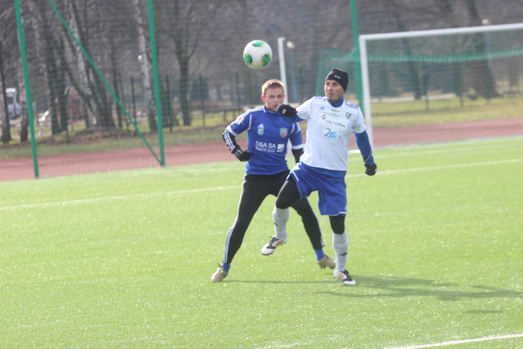 Miedź lepsza do Górnika. Piękny gol Kiełpińskiego
