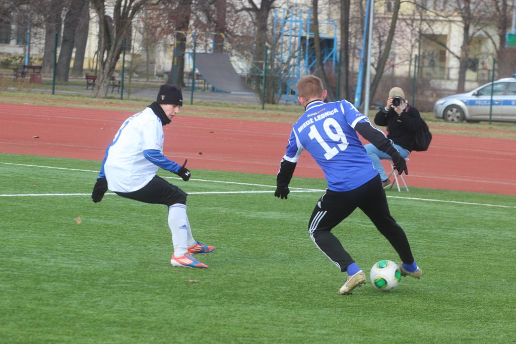 Miedź lepsza do Górnika. Piękny gol Kiełpińskiego
