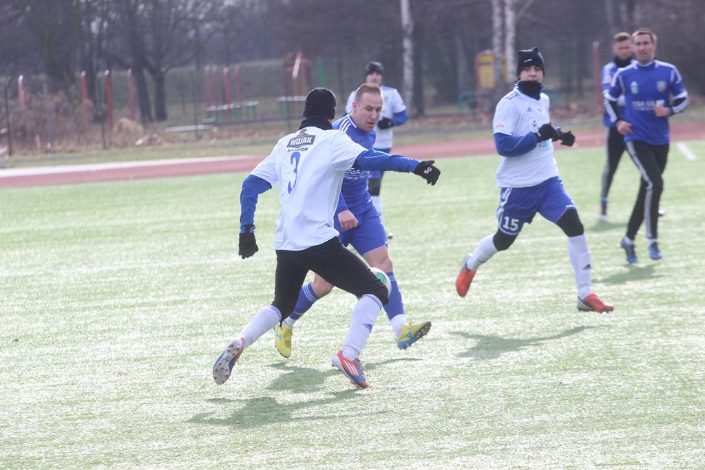 Miedź lepsza do Górnika. Piękny gol Kiełpińskiego
