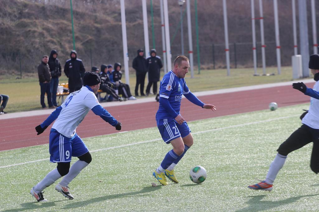 Miedź lepsza do Górnika. Piękny gol Kiełpińskiego
