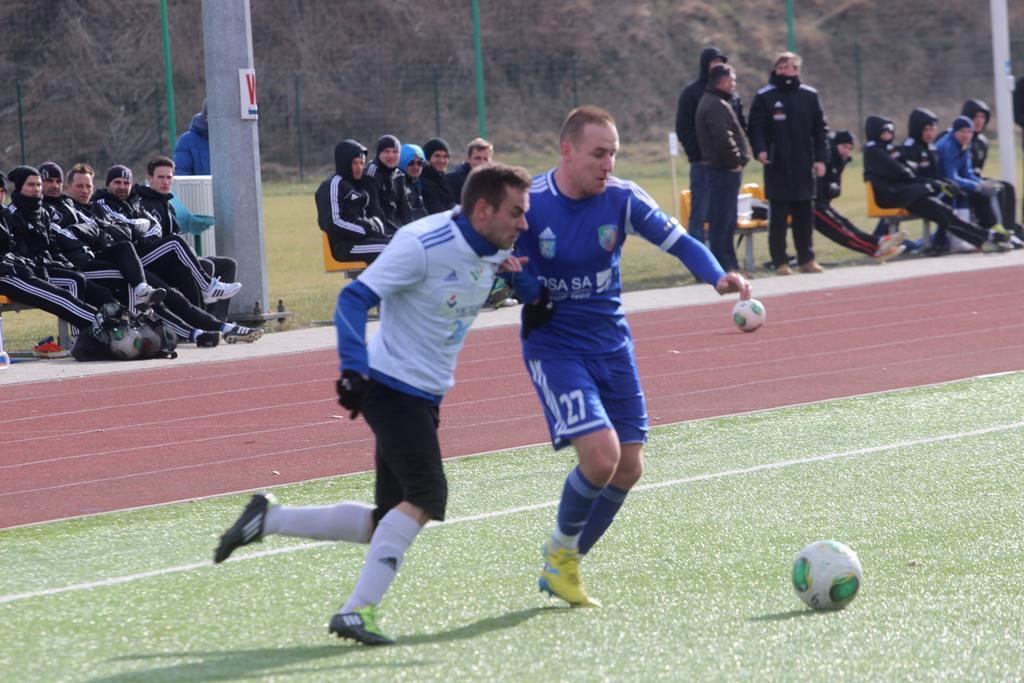 Miedź lepsza do Górnika. Piękny gol Kiełpińskiego
