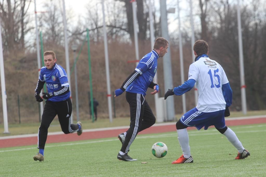 Miedź lepsza do Górnika. Piękny gol Kiełpińskiego
