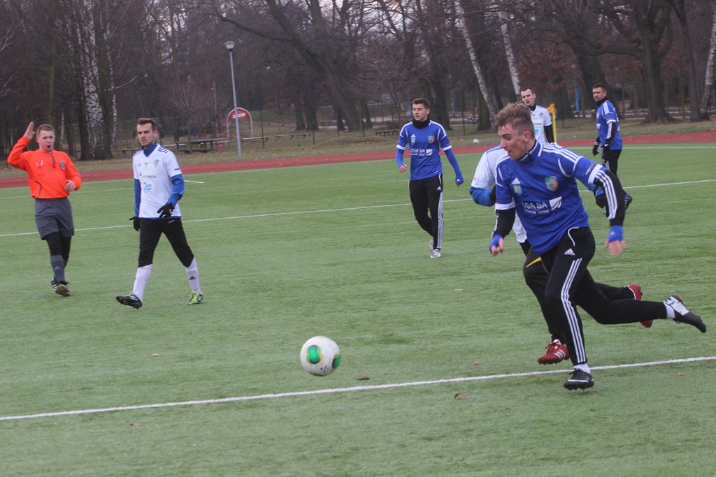 Miedź lepsza do Górnika. Piękny gol Kiełpińskiego
