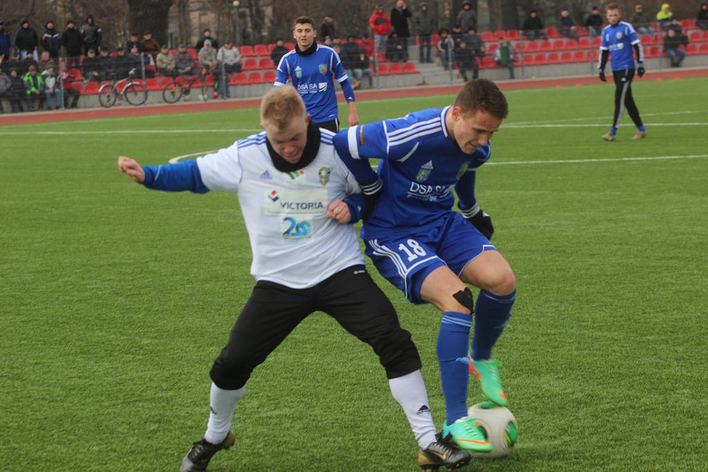 Miedź lepsza do Górnika. Piękny gol Kiełpińskiego
