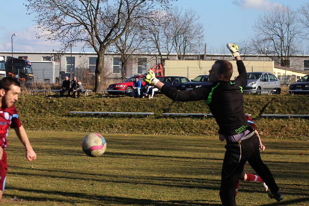 Sparing: Błękitni - Dąb 2:4