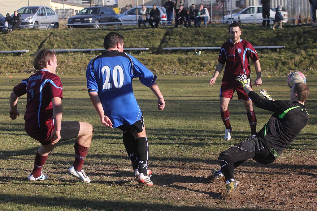 Sparing: Błękitni - Dąb 2:4