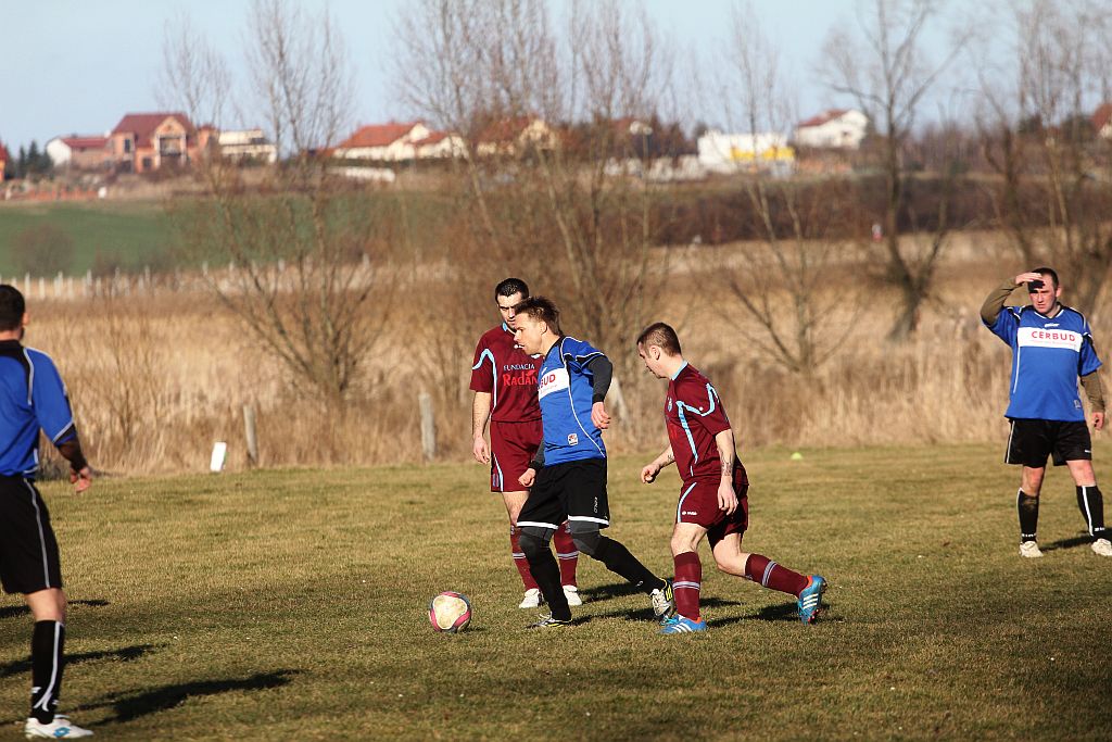 Sparing: Błękitni - Dąb 2:4