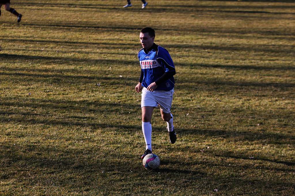 Sparing: Błękitni - Dąb 2:4