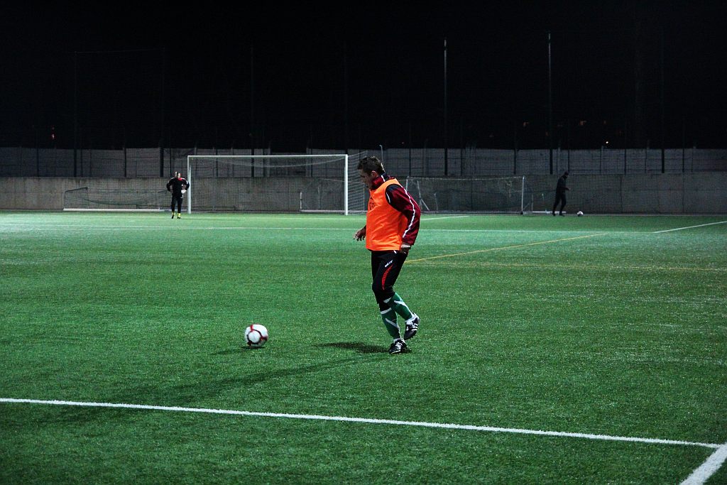 Sparing: KS Legnickie Pole - Dąb 5:4