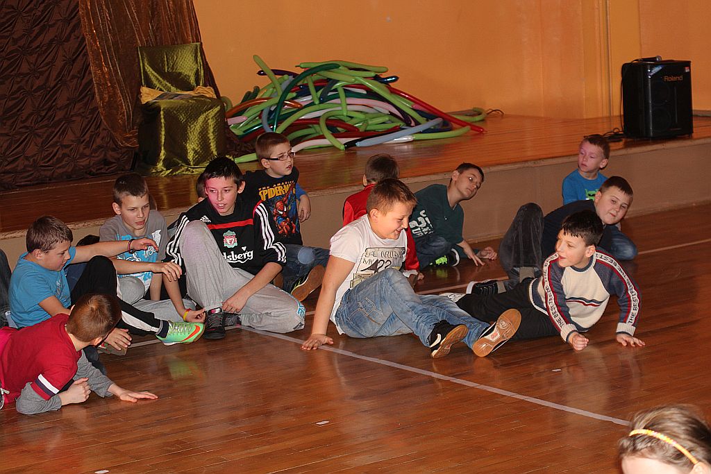 Dzieci z SP nr 7 tworzą magiczny teatr