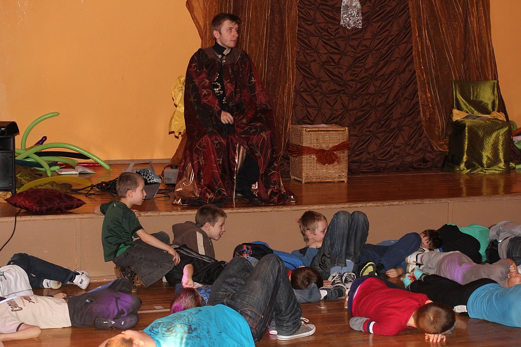 Dzieci z SP nr 7 tworzą magiczny teatr