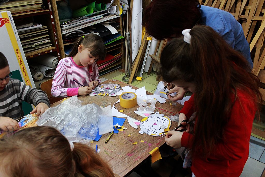 Półkolonie ze sztuką przez duże S