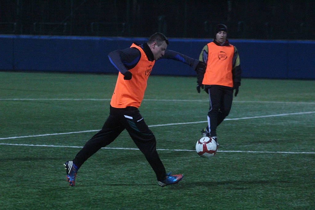 Sparing: KS Legnickie Pole - Dąb 5:4