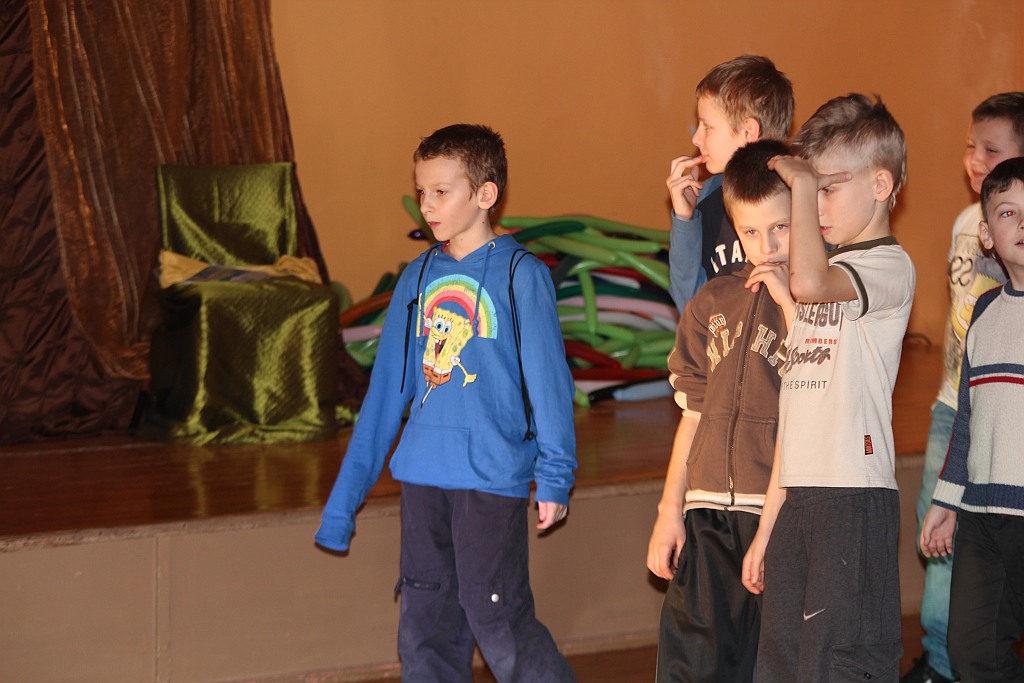 Dzieci z SP nr 7 tworzą magiczny teatr